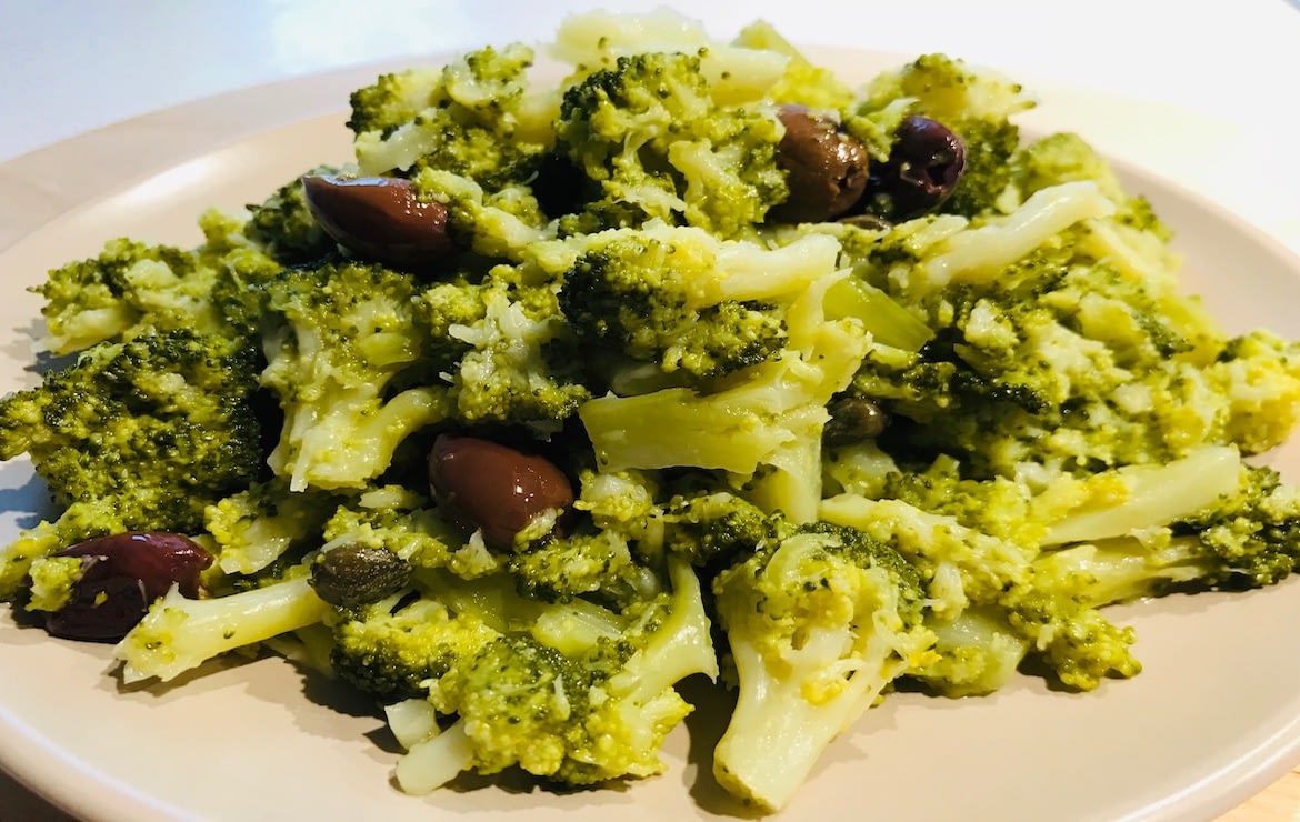 Broccoli, olive taggiasche e capperi: contorno fantasia!