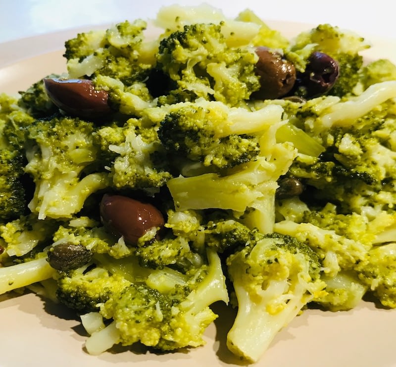 Broccoli, olive taggiasche e capperi: contorno fantasia!